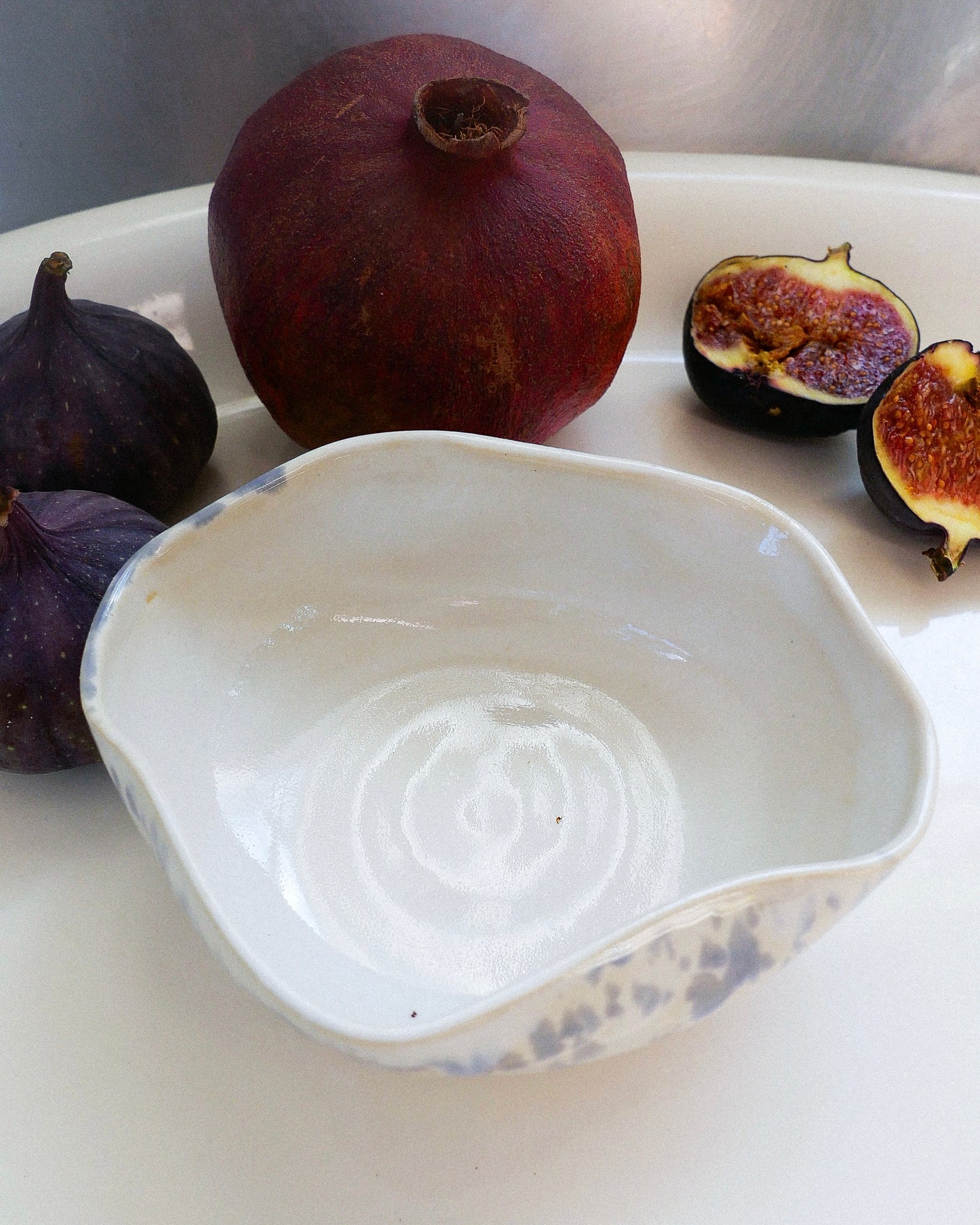snack bowl „oyster“ lilac speckled