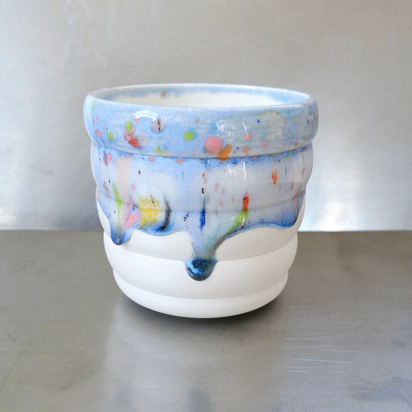 lilac meadow porcelain wavy mug (360 ml)