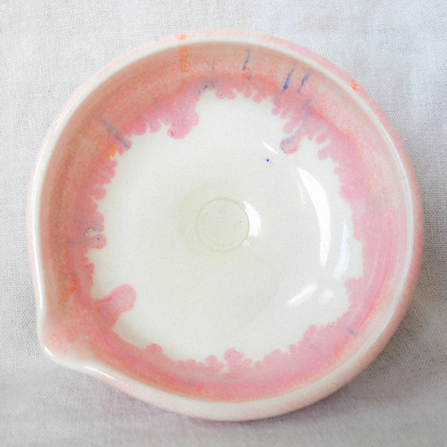 hot pink porcelain matcha set