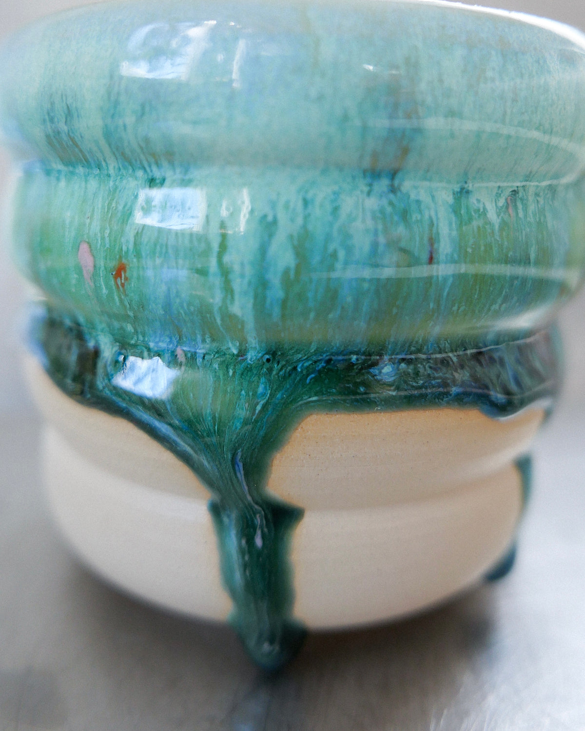 green wavy mug